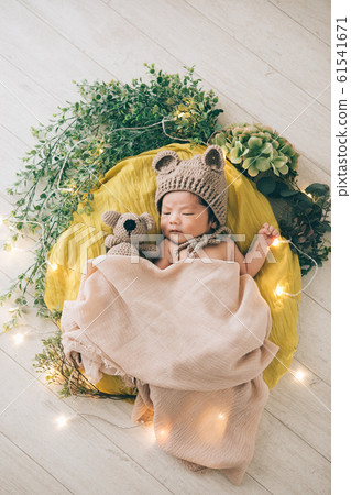 Newborn Photo Newborn Photo 61541671