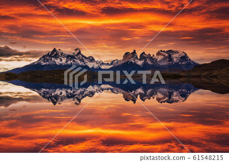 Majestic mountain landscape. National Park Torres del Paine, Chile. 61548215