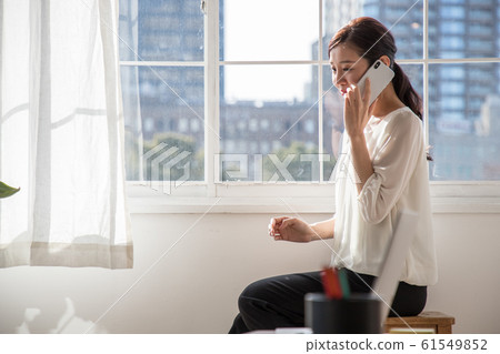 遠程辦公的女人 遠程辦公的女人 61549852