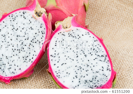  Dragon fruit  61551200
