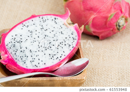  Dragon fruit  61553948