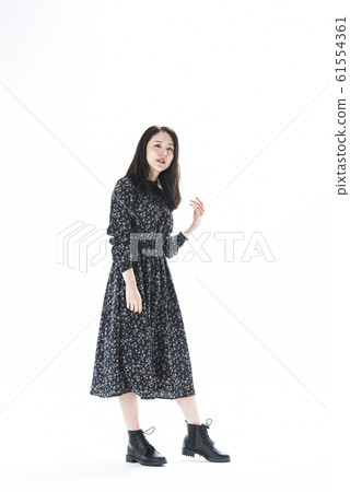 一名年輕女子的畫像 一名年輕女子的畫像 61554361