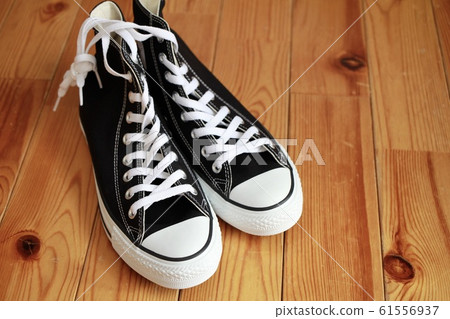 Brand new black high-top sneakers with laces Brand new black high-top sneakers with laces 61556937