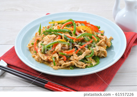 Uses Chinja Loose, Pork Loin Shredded, Bell Pepper and Paprika (Red / Yellow). Chinese cuisine. Uses Chinja Loose, Pork Loin Shredded, Bell Pepper and Paprika (Red / Yellow). Chinese cuisine. 61557226