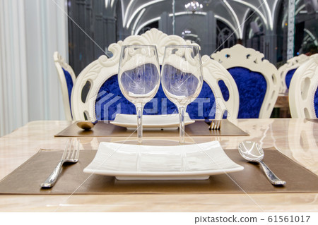 Table setting at traditional restaurant 61561017