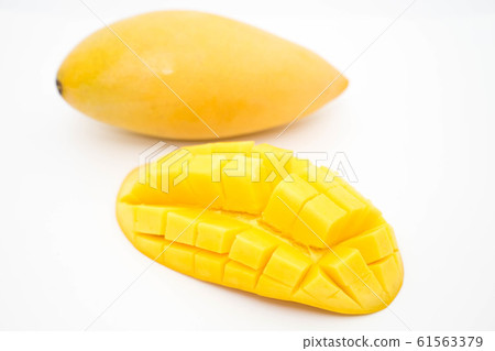 mango isolated on white 61563379