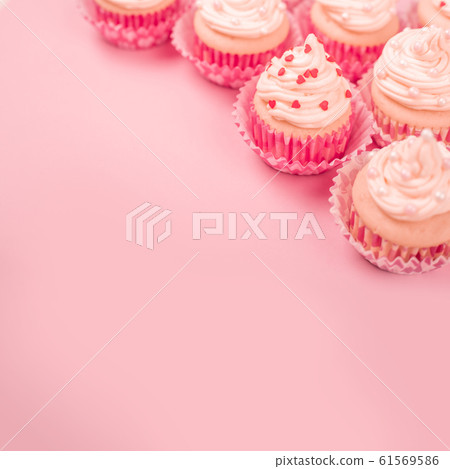 Valentine day love cupcakes Valentine day love cupcakes 61569586