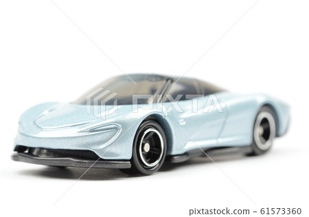 Car image 61573360