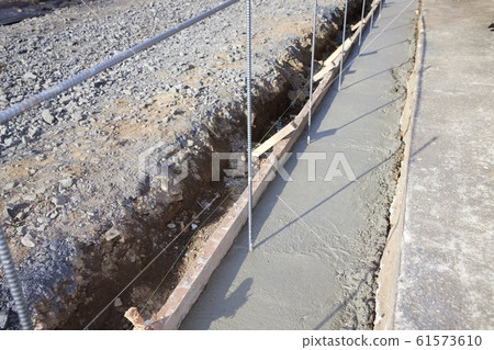 Fence foundation work Concrete Fence foundation work Concrete 61573610