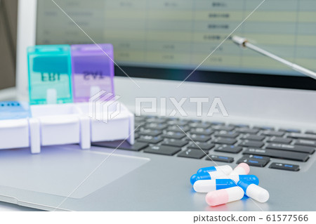 Health examination results Laptop 61577566