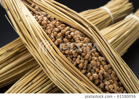 Straw natto 61580056