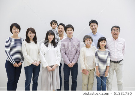 大家庭形象 大家庭形象 61581780