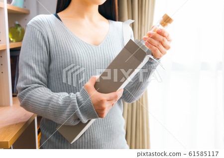 禮物清酒清酒婦女 61585117