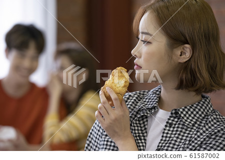 女人的生活方式別緻的休閒咖啡廳 61587002