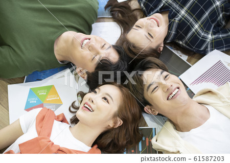 生活方式時尚休閒朋友挑戰 61587203