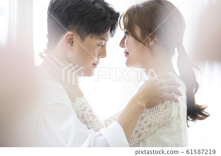 Couple wedding 61587219