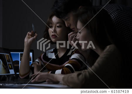 Business meeting 61587419