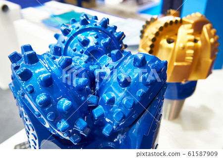 Blue drilling head for oil production 61587909