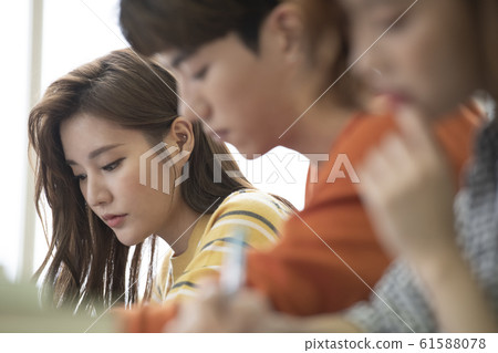 Campus Life Class 61588078