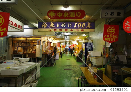 名古屋站前的柳橋市場 名古屋站前的柳橋市場 61593301