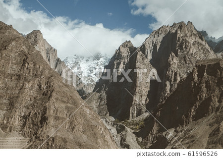 High mountains in Karakoram range in Hunza valley, Pakistan. 61596526