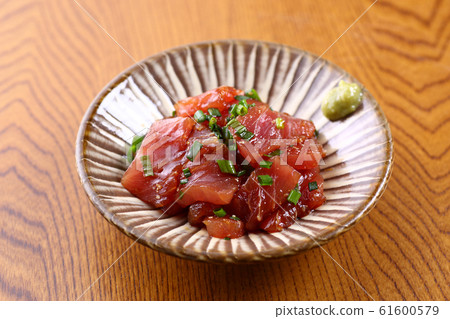 Pickled tuna 61600579