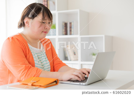 female, lady, woman 61602020
