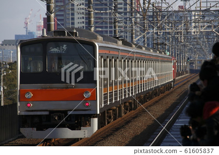 Series 205 Musashino Line departs for Indonesia (29th Soga line) 61605837