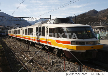 Panorama Express Alps, Series 167 used for Fujikyukyu 61606165