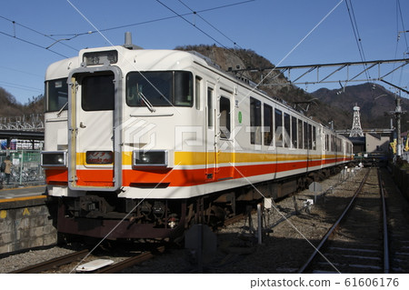 富士急急用的Panorama Express阿爾卑斯山167系列 富士急急用的Panorama Express阿爾卑斯山167系列 61606176