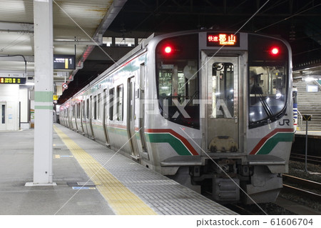 Banetsu West Line系列E721（快速） 61606704