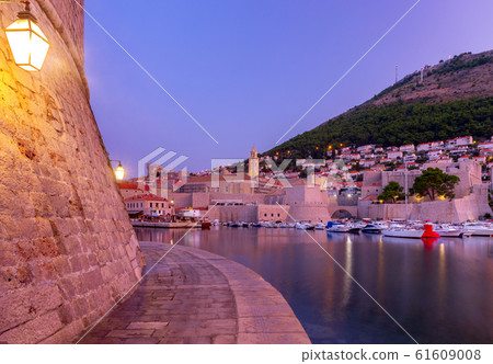Dubrovnik. Old harbor at dawn. 61609008