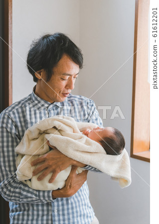 Day 10 10 days after birth Dad vacation Parental leave Men 61612201