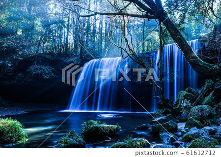 Nabegara Falls 61612712