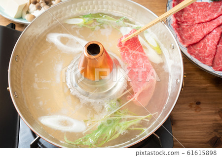牛肉涮鍋 牛肉涮鍋 61615898