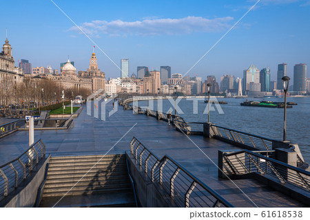 <Shanghai> Cityscape of Shanghai Concession/The Bund in the early morning <Shanghai> Cityscape of Shanghai Concession/The Bund in the early morning 61618538