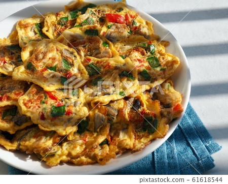 韓國料理雞蛋蘑菇醬 韓國料理雞蛋蘑菇醬 61618544