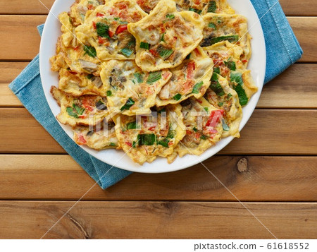 韓國料理雞蛋蘑菇醬 61618552