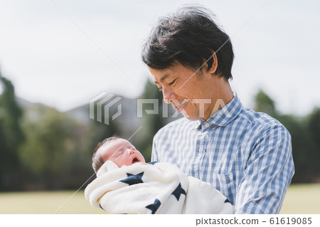 第10天出生後10天 61619085