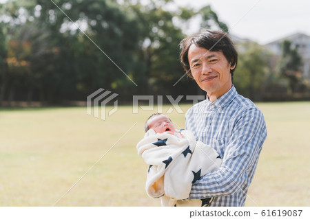 第10天出生後10天 61619087