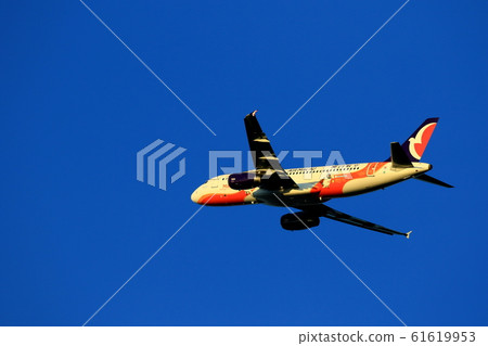 A takeover aircraft A takeover aircraft 61619953