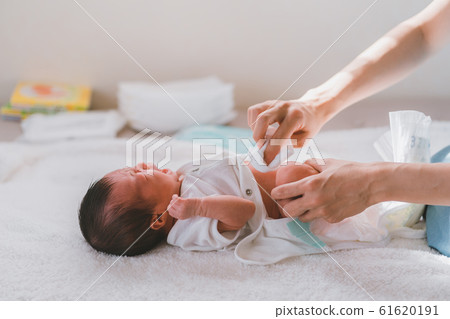 Day 10 10 days after birth Day 10 10 days after birth 61620191