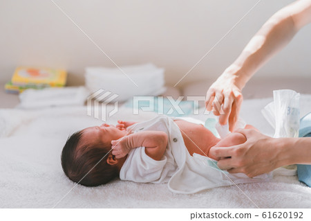 Day 10 10 days after birth Day 10 10 days after birth 61620192