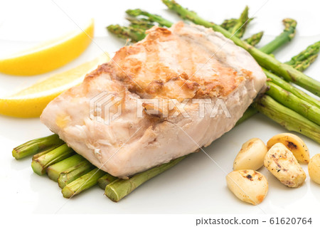 grilled snapper fish steak with vegetable grilled snapper fish steak with vegetable 61620764
