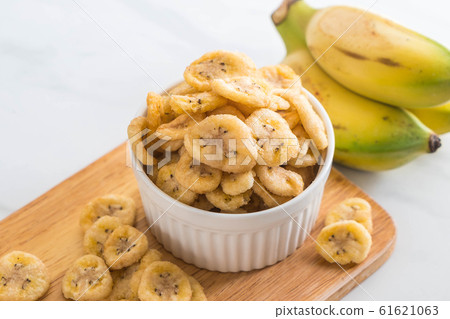 banana crispy chips banana crispy chips 61621063