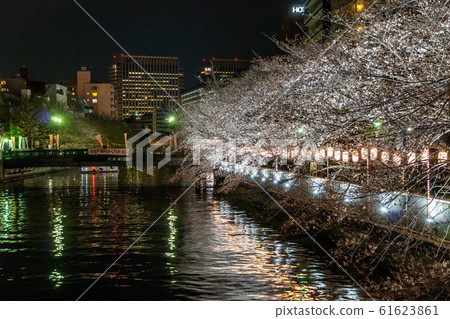 Monzen-Nakamachi night cherry blossoms - Stock Photo
