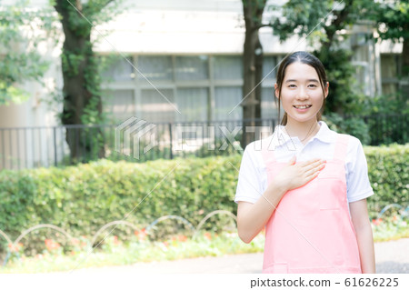護理助手女人青少年 61626225