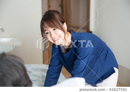 女高管和照顧者 61627592