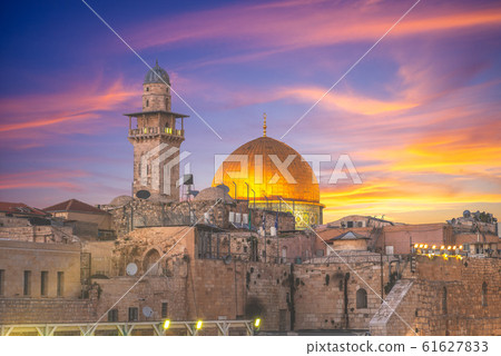 The Western Wall and Dome of the Rock, Jerusalem 61627833