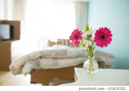 Nursing facility hospitalization bed 61628182